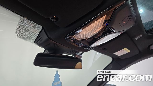 BMW 5-Series 2021 — photo 21