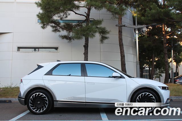 Hyundai Ioniq5 2024 — photo 3