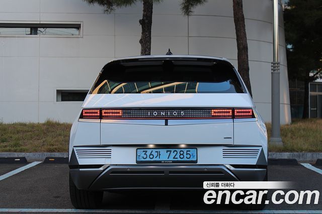 Hyundai Ioniq5 2024 — photo 4