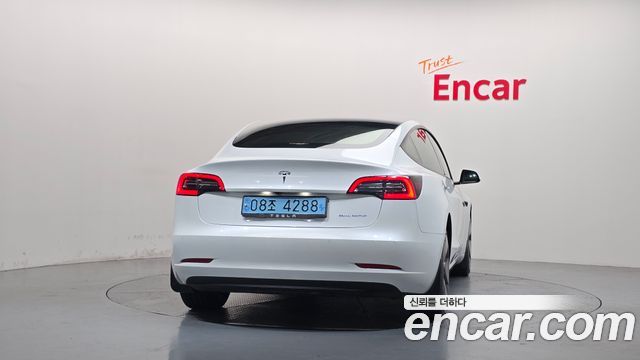 Tesla Model 3 2022 — photo 4
