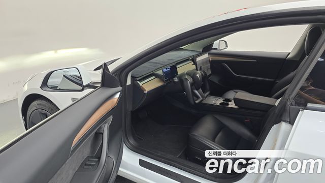 Tesla Model 3 2022 — photo 10