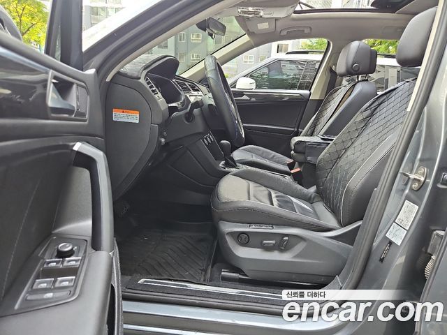 Volkswagen Tiguan 2020 — photo 8