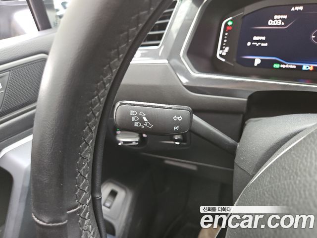 Volkswagen Tiguan 2020 — photo 12