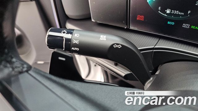 Hyundai Santafe 2024 — photo 25