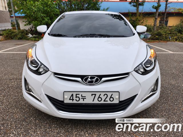 Hyundai AVANTE 2016 — photo 1