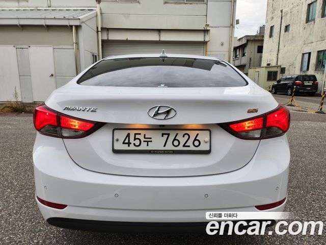 Hyundai AVANTE 2016 — photo 2