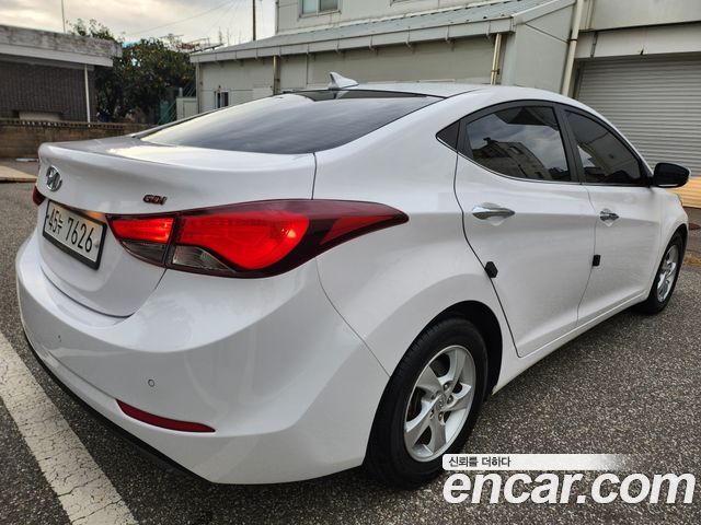 Hyundai AVANTE 2016 — photo 4