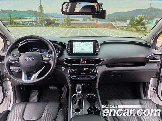 Hyundai Santafe 2019 — photo 13