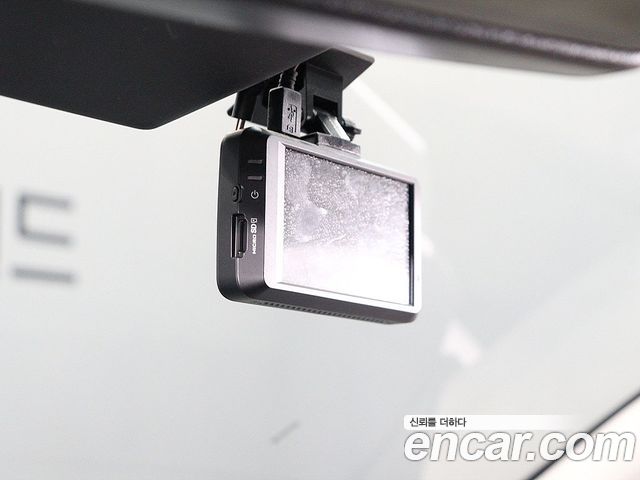 Kia K5 2023 — photo 8