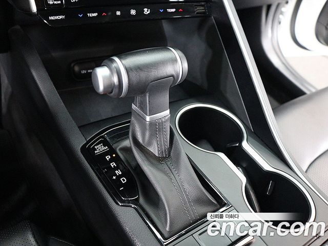Kia K5 2023 — photo 12