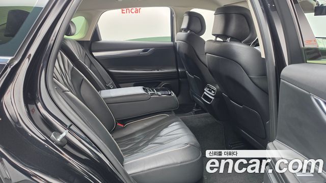 Genesis G80 2023 — photo 17