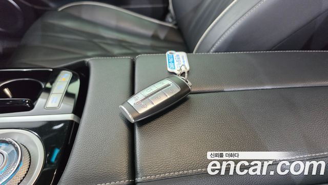 Genesis G80 2023 — photo 22