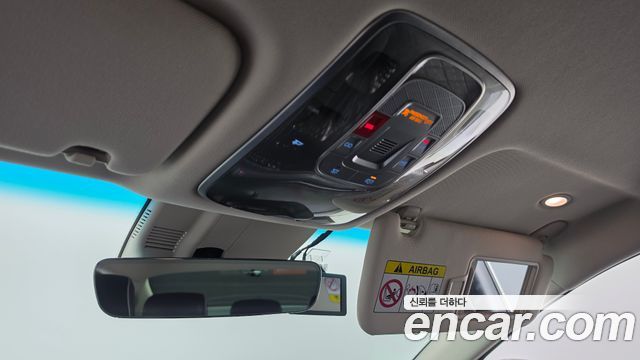 Genesis G80 2023 — photo 25