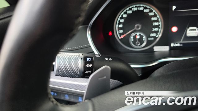 Genesis G80 2023 — photo 26