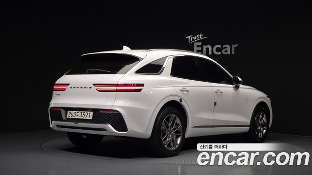 Genesis GV70 2022 — photo 2