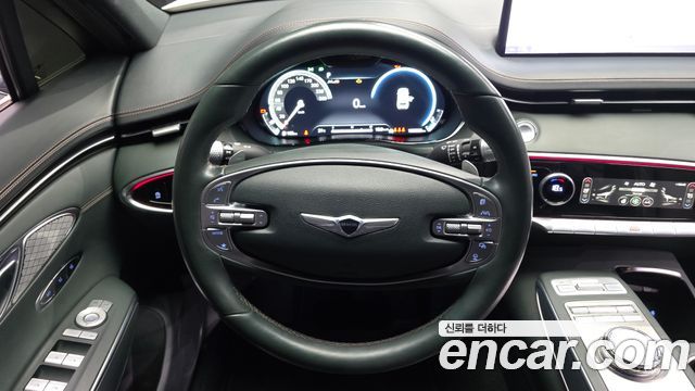 Genesis GV70 2022 — photo 13