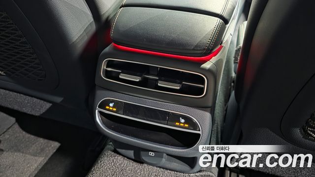 Genesis GV70 2022 — photo 19