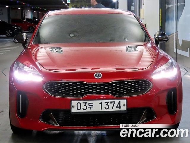 Kia Stinger 2018 — photo 2