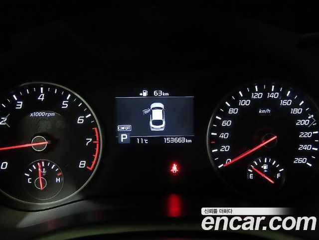 Kia Stinger 2018 — photo 9