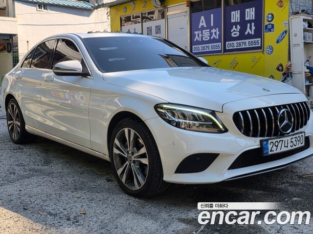 Mercedes-Benz C-Class 2020 — photo 3