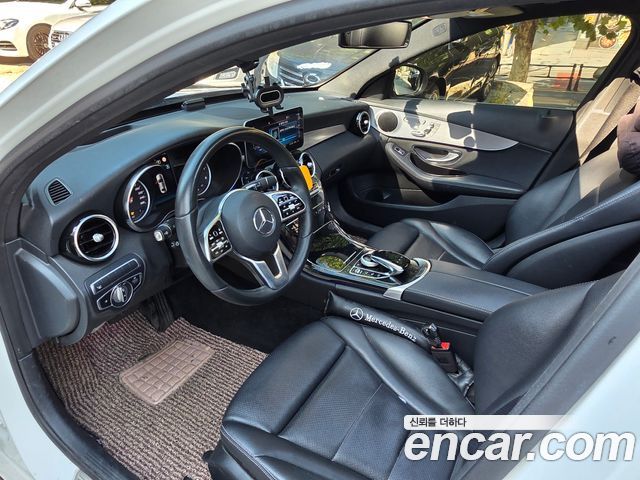 Mercedes-Benz C-Class 2020 — photo 19