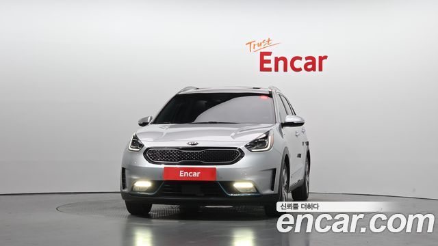 Kia Niro 2018 — photo 3
