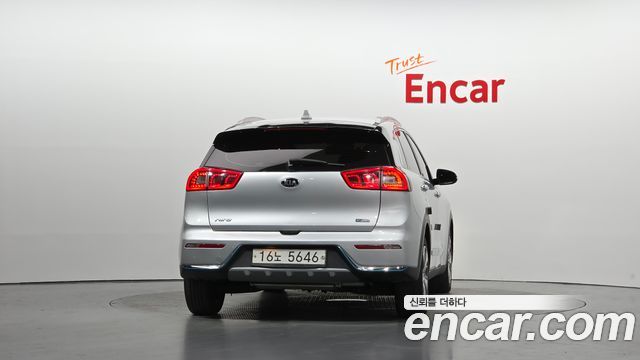 Kia Niro 2018 — photo 4