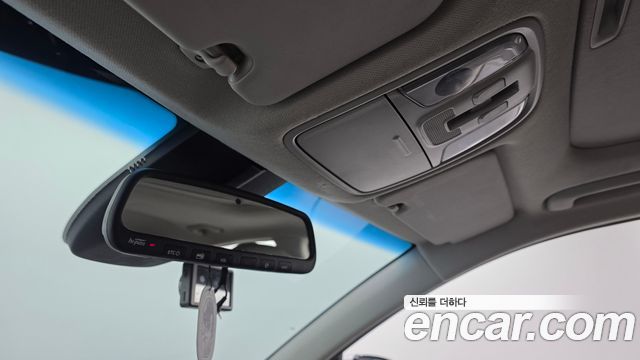 Kia Niro 2018 — photo 27