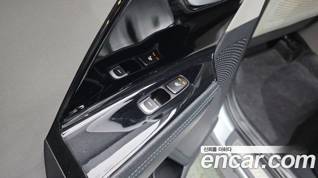 Kia Niro 2018 — photo 34