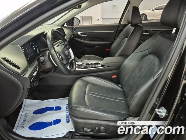 Hyundai Sonata 2021 — photo 9