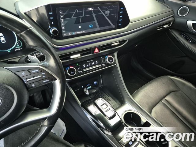 Hyundai Sonata 2021 — photo 11