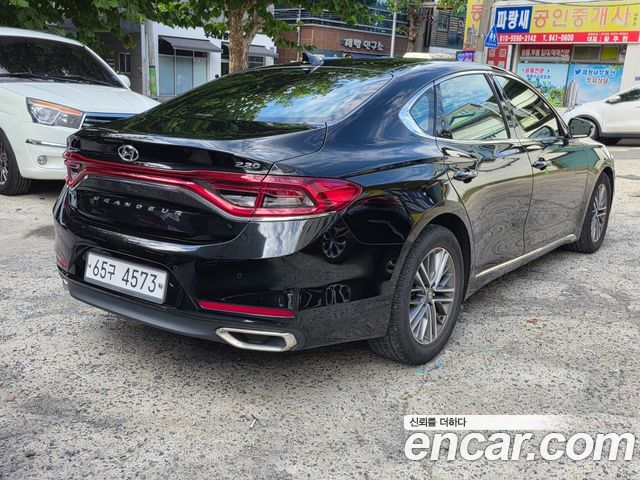 Hyundai Grandeur 2018 — photo 2