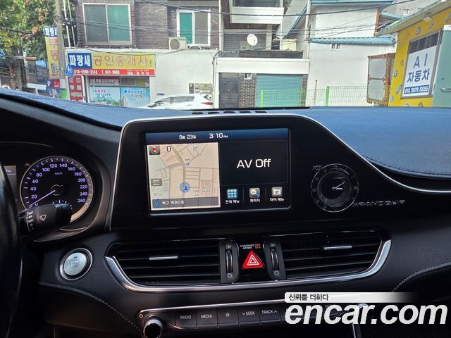 Hyundai Grandeur 2018 — photo 10