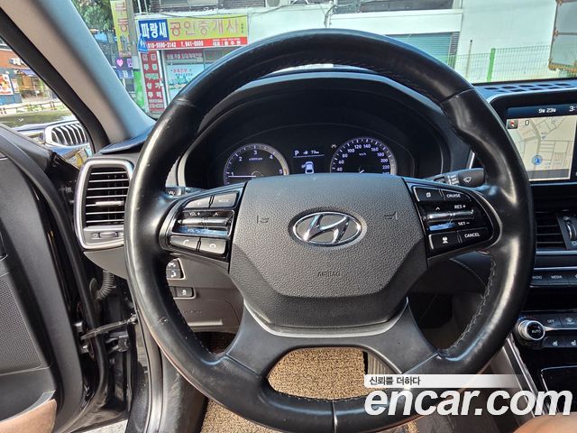 Hyundai Grandeur 2018 — photo 14