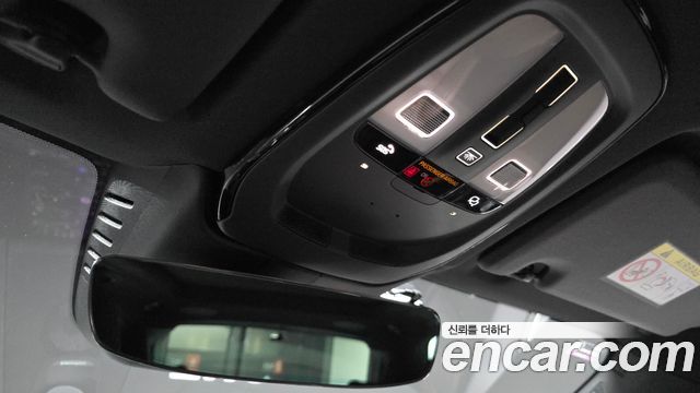 Volvo XC60 2025 — photo 32