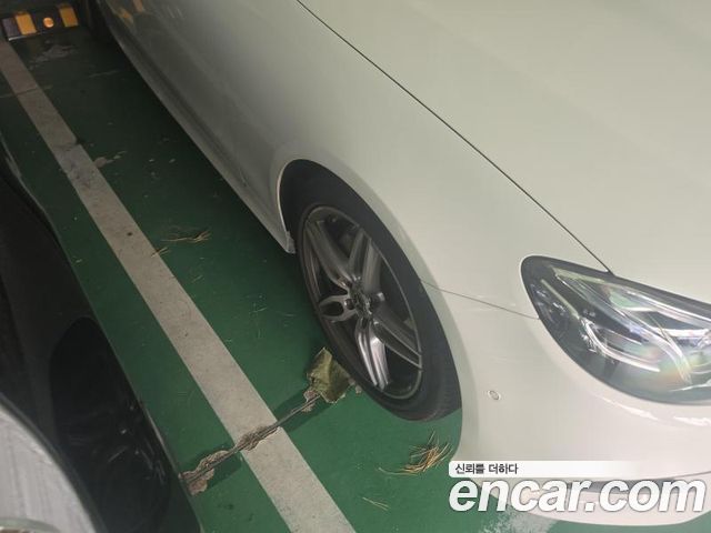 Mercedes-Benz E-Class 2018 — photo 5