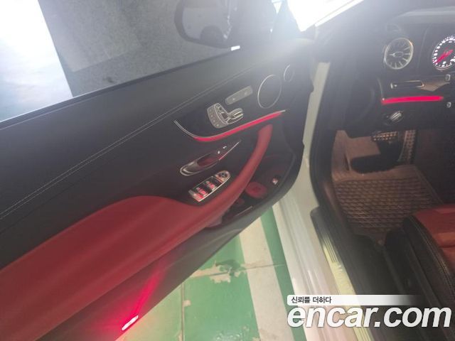 Mercedes-Benz E-Class 2018 — photo 6