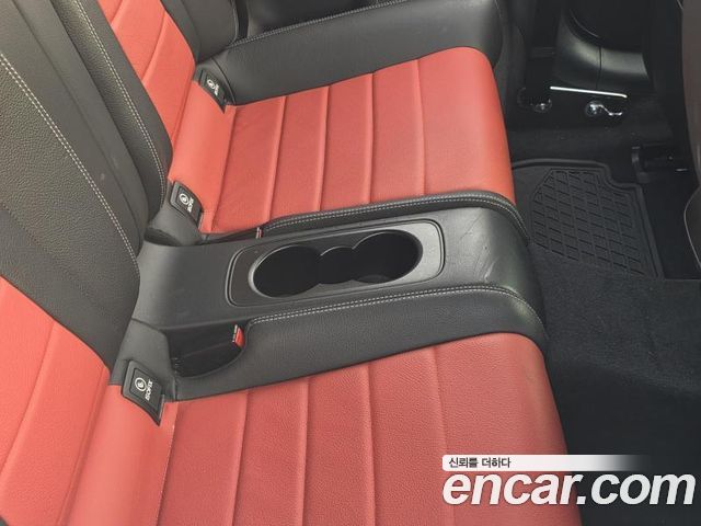 Mercedes-Benz E-Class 2018 — photo 17