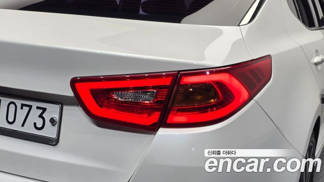Kia K5 2014 — photo 9