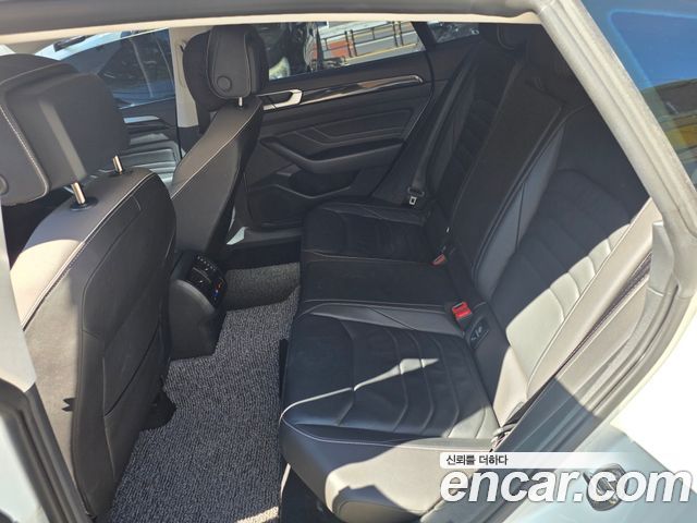 Volkswagen Arteon 2023 — photo 8