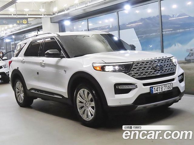 Ford Explorer 2020 — photo 1