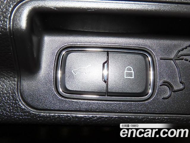 Ford Explorer 2020 — photo 15