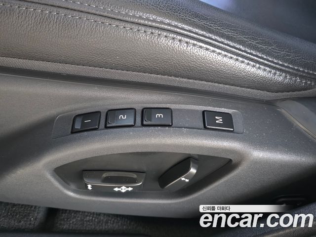 Volvo S60 2017 — photo 15