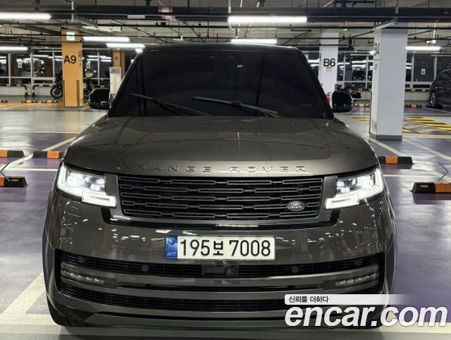 Land Rover Range Rover 2023 — photo 1