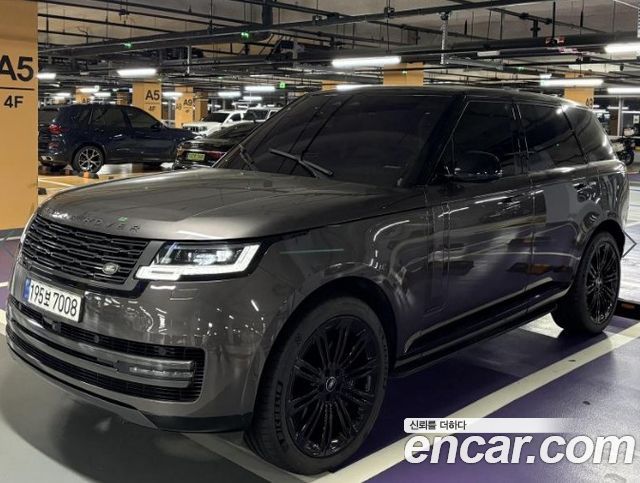 Land Rover Range Rover 2023 — photo 2