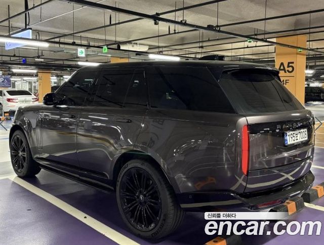 Land Rover Range Rover 2023 — photo 3