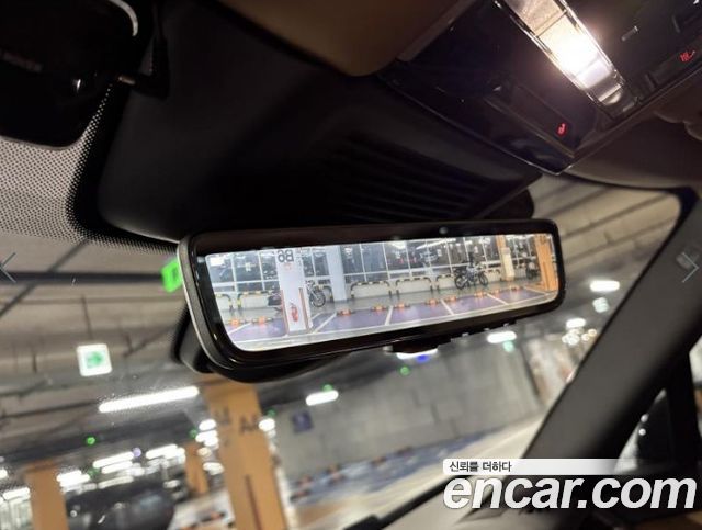 Land Rover Range Rover 2023 — photo 8