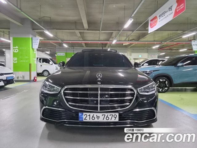Mercedes-Benz S-Class 2023 — photo 3