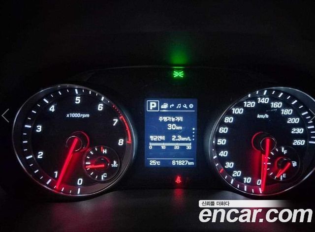 Hyundai AVANTE 2018 — photo 10