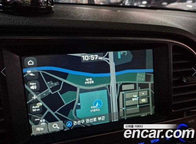 Hyundai AVANTE 2018 — photo 12